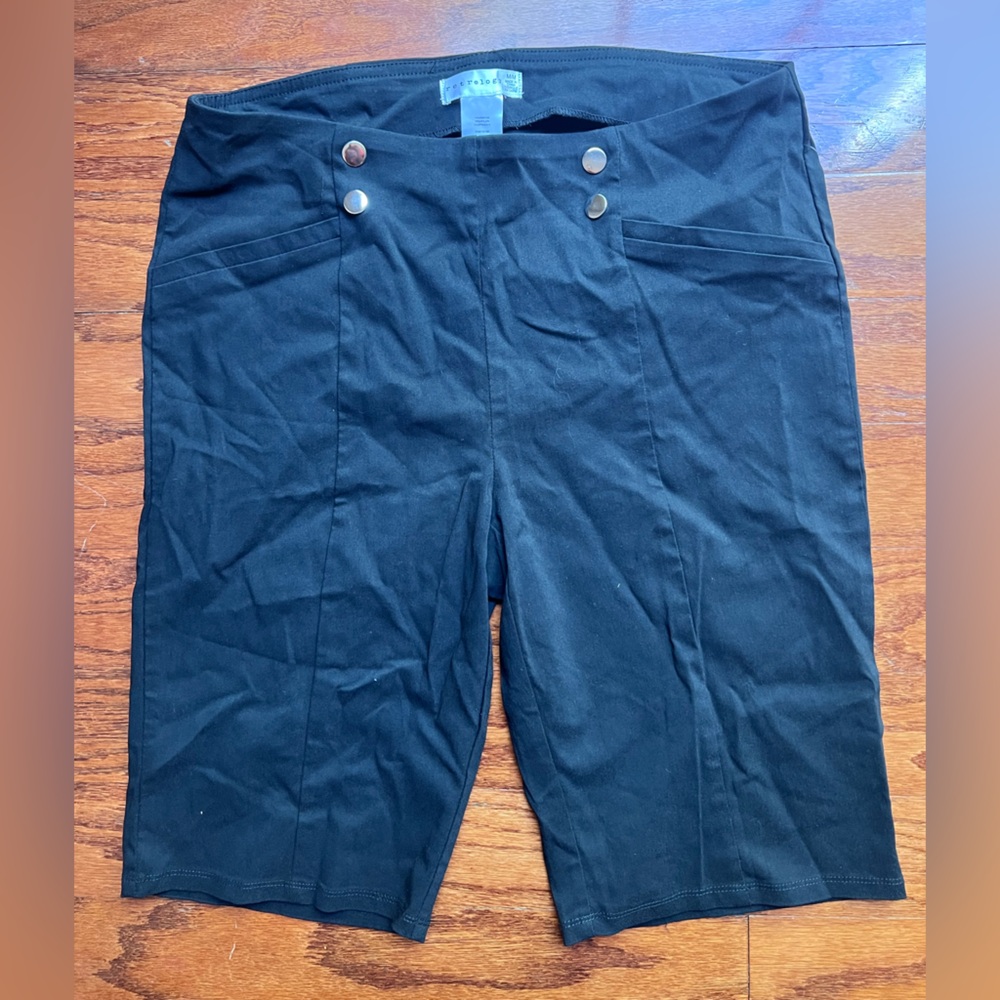 Retrology Black High-Waist Bermuda Shorts